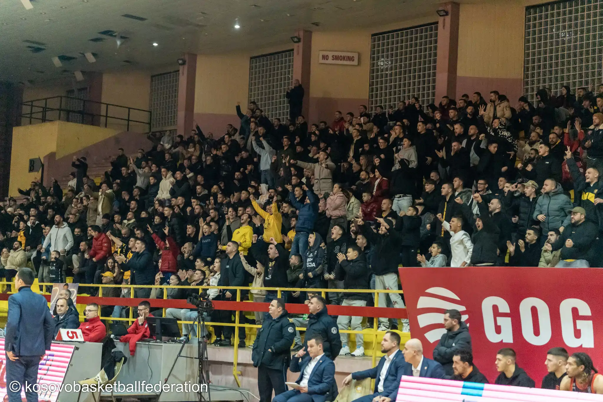 Albumi i ndeshjes GO+ Peja - Bashkimi